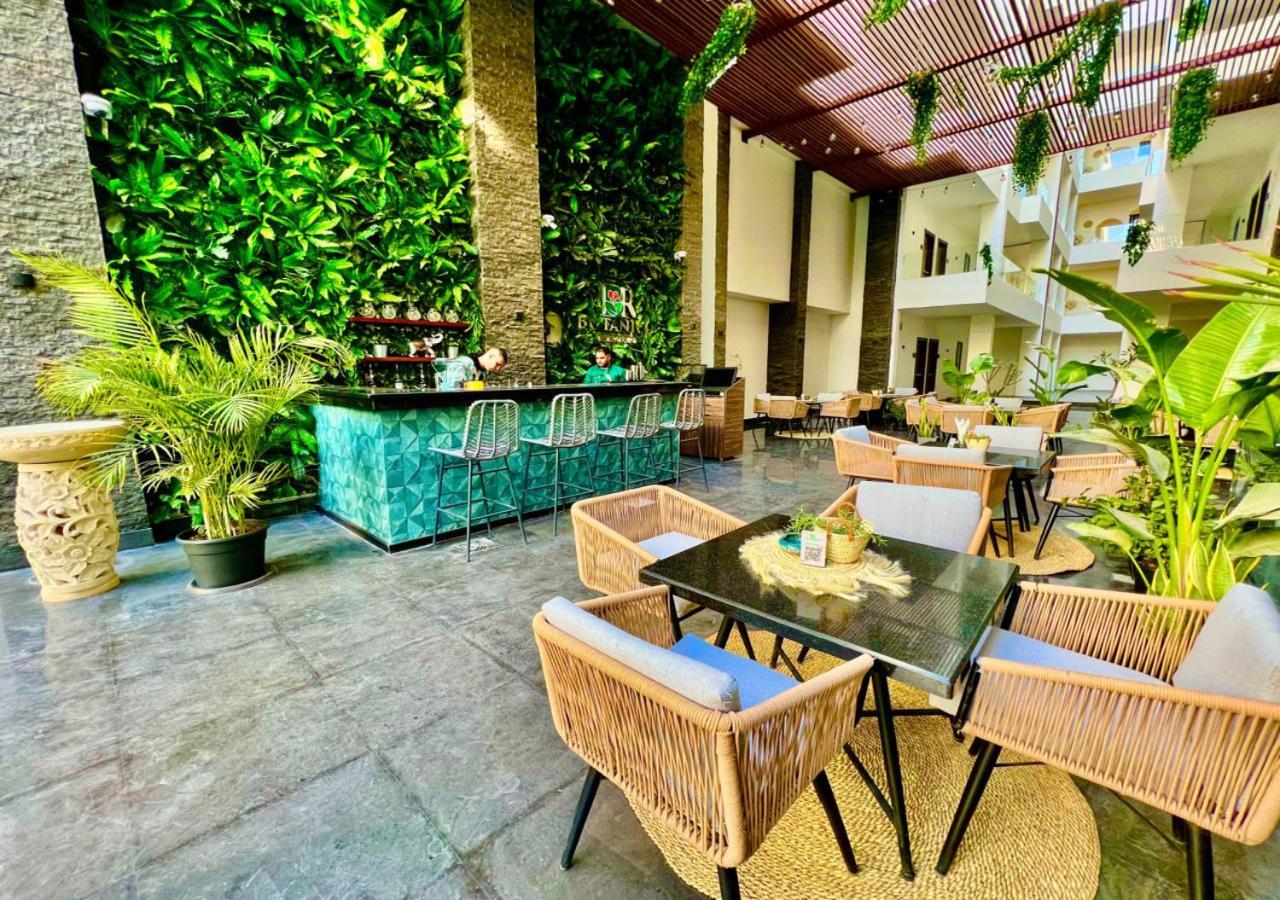 3Br 2Ba Serene Escape 4 Pools 1 Heated In The Winter Free Wifi Restaurant And Onsite Shop Hurghada Extérieur photo