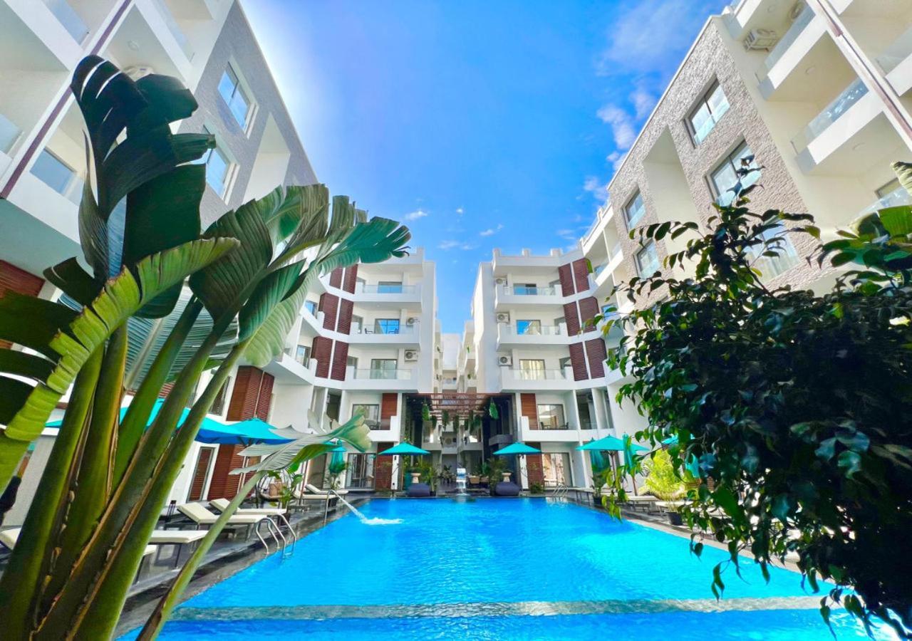 Sanctuary Sunlit Hurghada Haven With 4 Pools, Rooftop Sunsets & Gourmet Bites Steps Away Extérieur photo